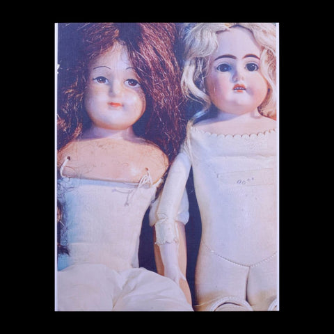 Two Dolls Card