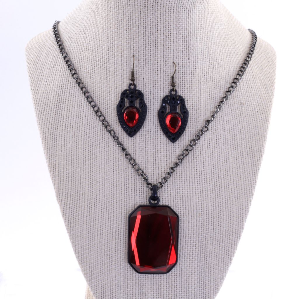 Victorian Style Necklace and Earrings Set