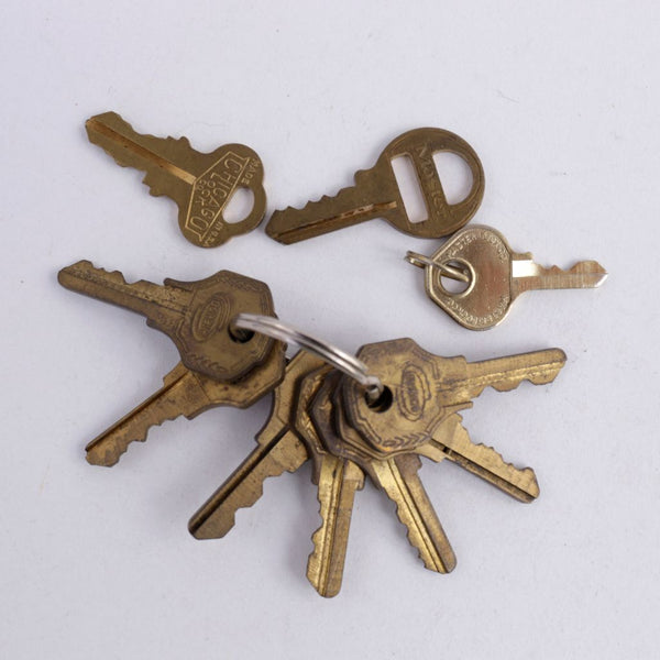 Lot of Vintage Keys for Assemblage
